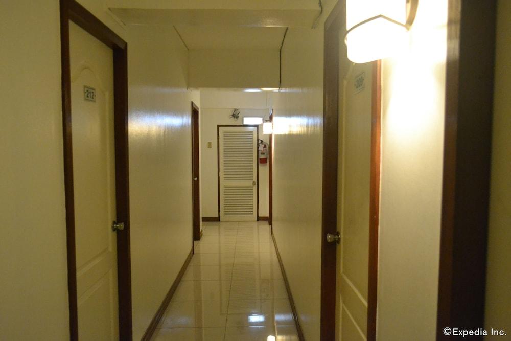 Cebuview Tourist Inn Exteriör bild