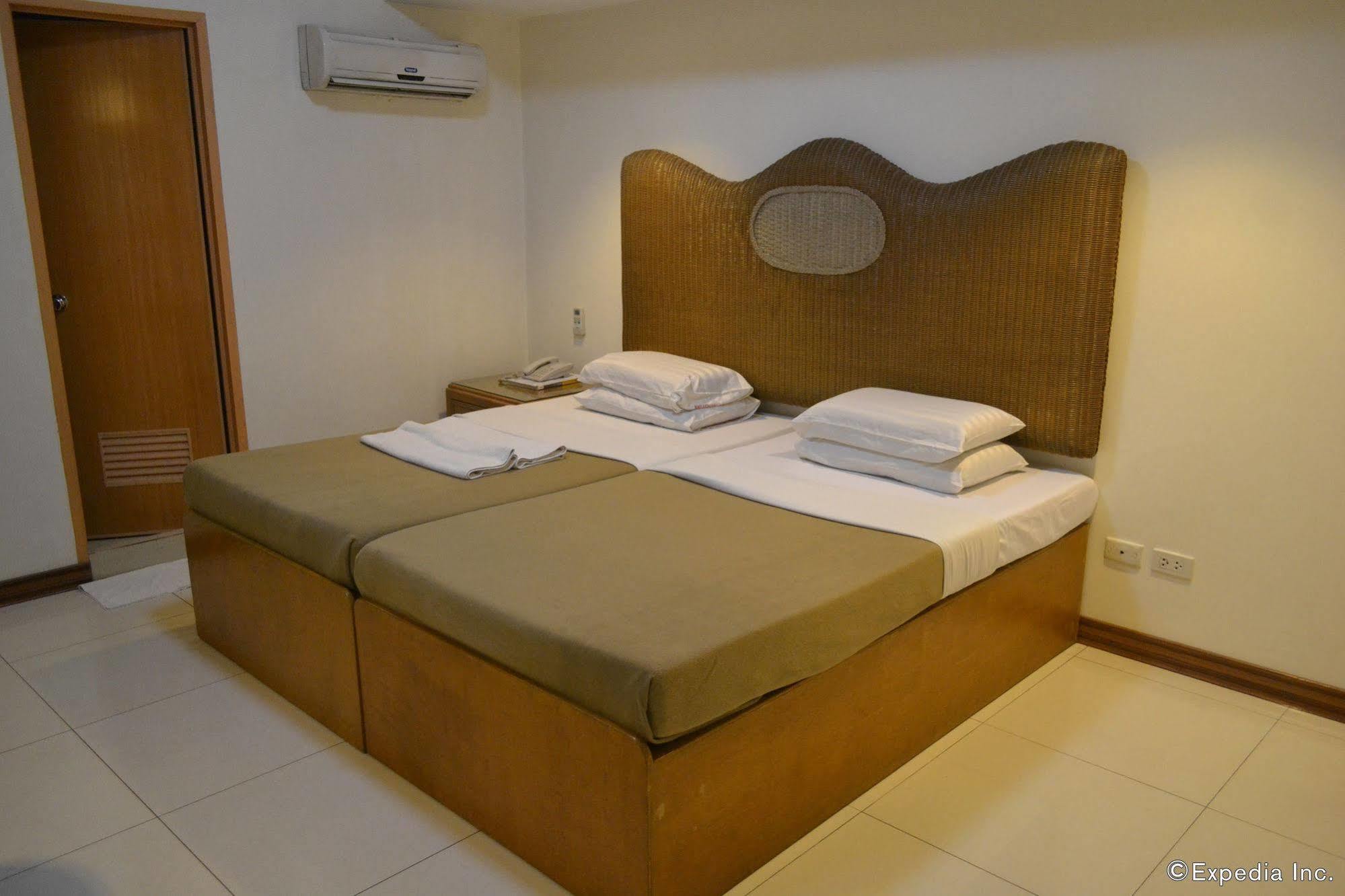 Cebuview Tourist Inn Exteriör bild
